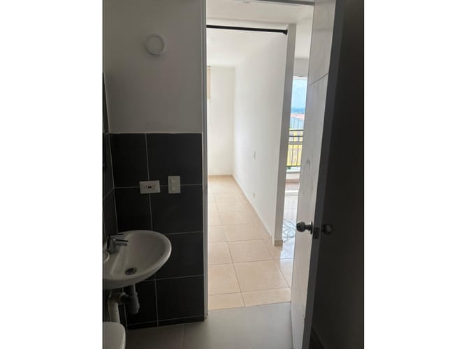 Apartamento de 3 alcobas en venta en Ciudad Pacífica, Cali, 58 m² · foto 4 de 16