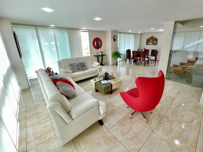 Casa de 4 alcobas en venta en Caminos Del Vergel, Ibagué, 486 m² · foto 8 de 24