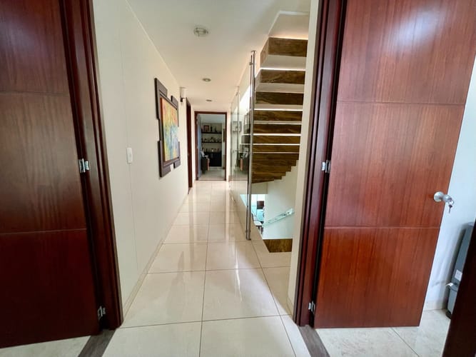 Casa de 4 alcobas en venta en Caminos Del Vergel, Ibagué, 486 m² · foto 21 de 24