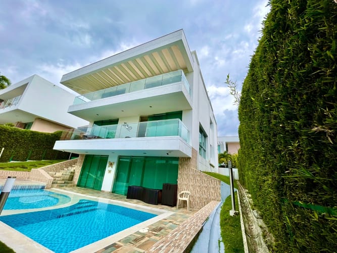 Casa de 4 alcobas en venta en Caminos Del Vergel, Ibagué, 486 m² · foto 4 de 24