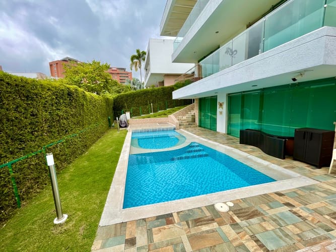 Casa de 4 alcobas en venta en Caminos Del Vergel, Ibagué, 486 m² · foto 6 de 24