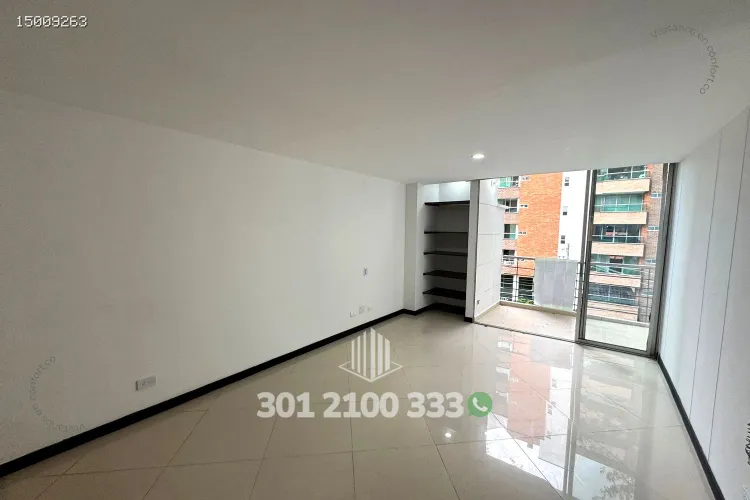Apartamento de 2 alcobas en arriendo en Laureles, Medellín, 80 m² · foto 4 de 24