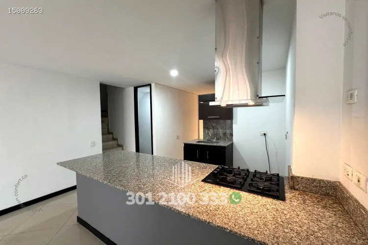 Apartamento de 2 alcobas en arriendo en Laureles, Medellín, 80 m² · foto 10 de 24