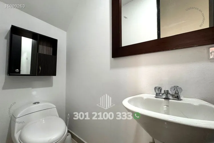 Apartamento de 2 alcobas en arriendo en Laureles, Medellín, 80 m² · foto 12 de 24