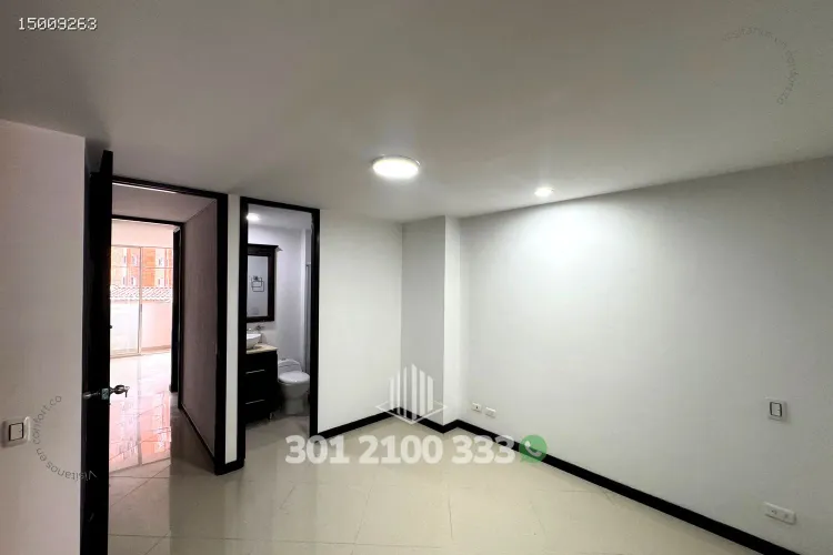 Apartamento de 2 alcobas en arriendo en Laureles, Medellín, 80 m² · foto 17 de 24