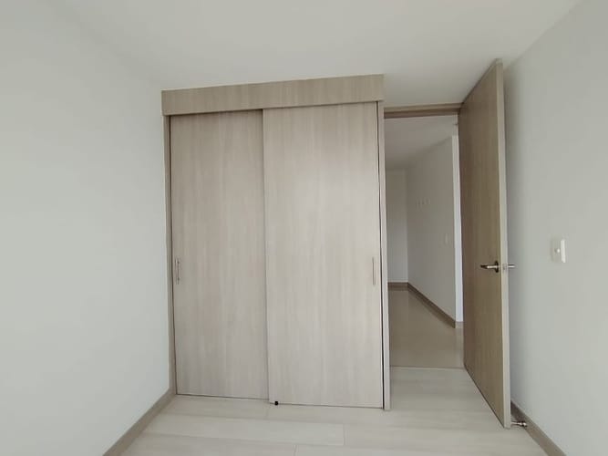 Apartamento de 3 alcobas en arriendo en El Carmelo Ii, Sabaneta, 75 m² · foto 14 de 24