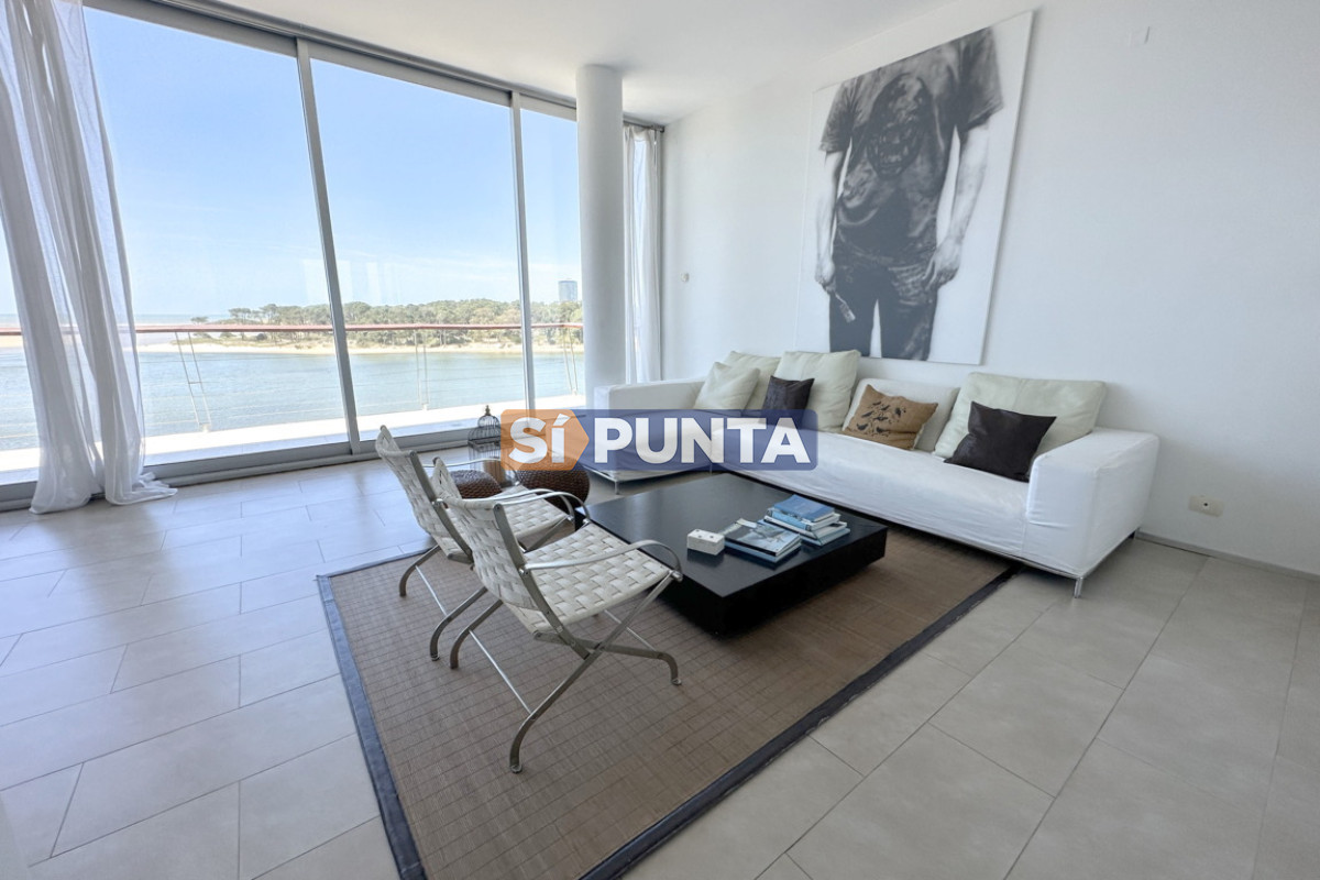 Penthouse en Delamar con vista al mar en alquiler anual- La Barra · Foto 2
