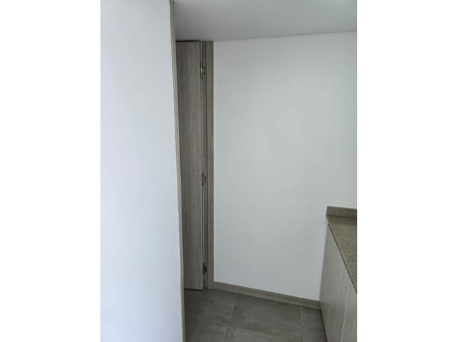 Oficina en venta en Alamos, Pereira, 32 m² · foto 9 de 24