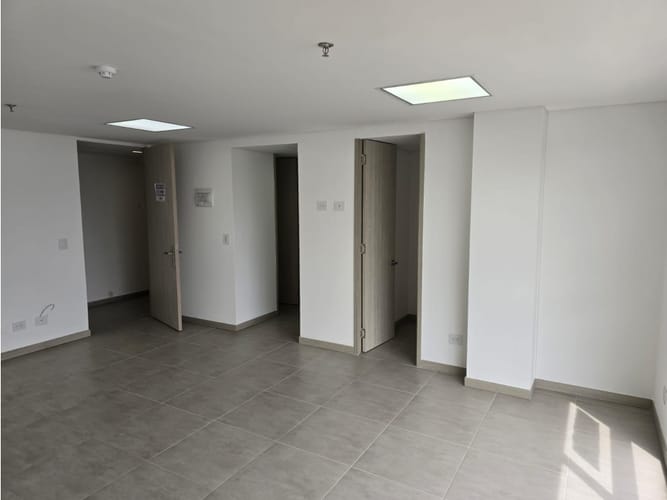 Oficina en venta en Alamos, Pereira, 32 m² · foto 13 de 24