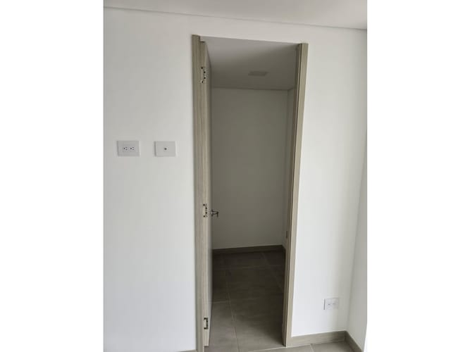 Oficina en venta en Alamos, Pereira, 32 m² · foto 14 de 24