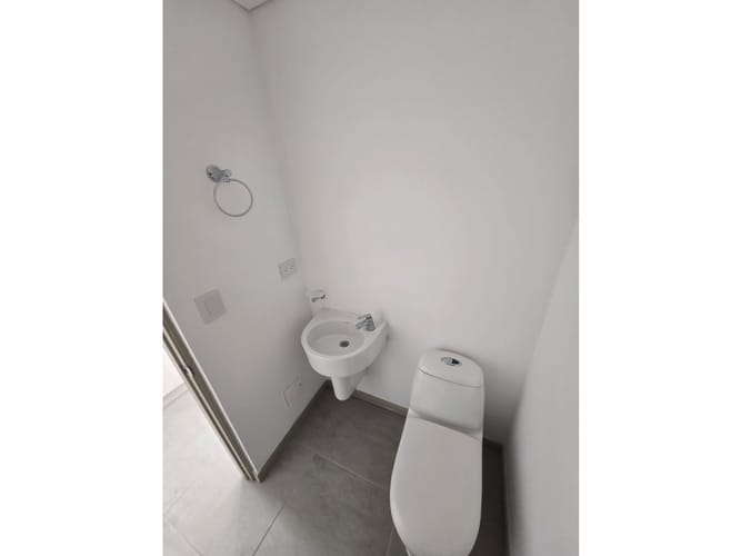 Oficina en venta en Alamos, Pereira, 32 m² · foto 17 de 24