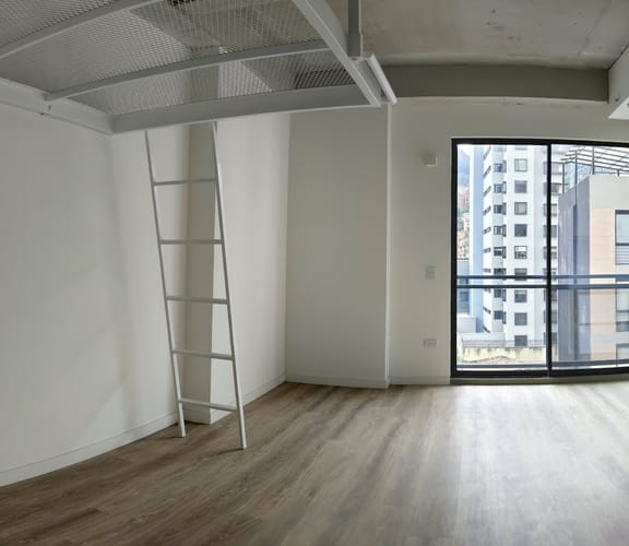 Apartaestudio en venta en Chapinero Central, Bogotá, 32 m² · foto 2 de 10