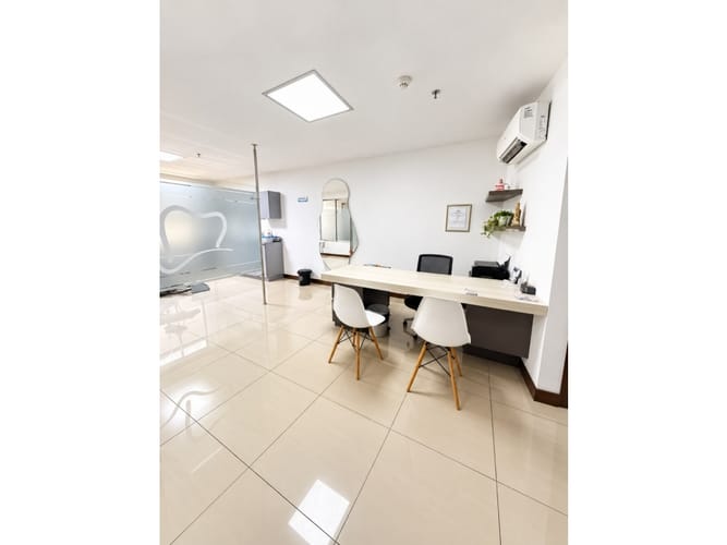 Local en venta en Pinares, Pereira, 37 m² · foto 2 de 12