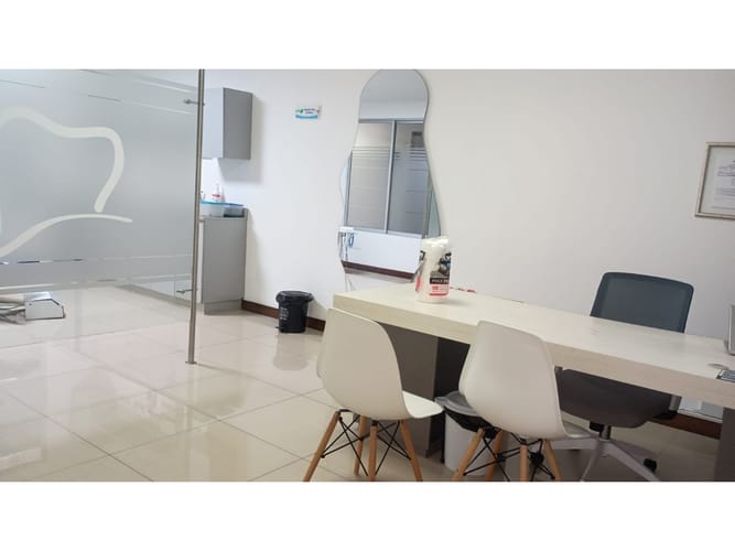 Local en venta en Pinares, Pereira, 37 m² · foto 4 de 12