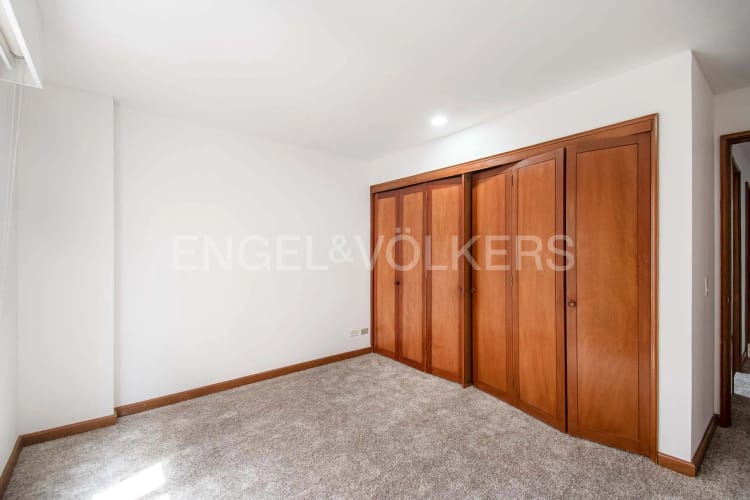 Apartamento en venta en Los Rosales, Bogotá · foto 17 de 20