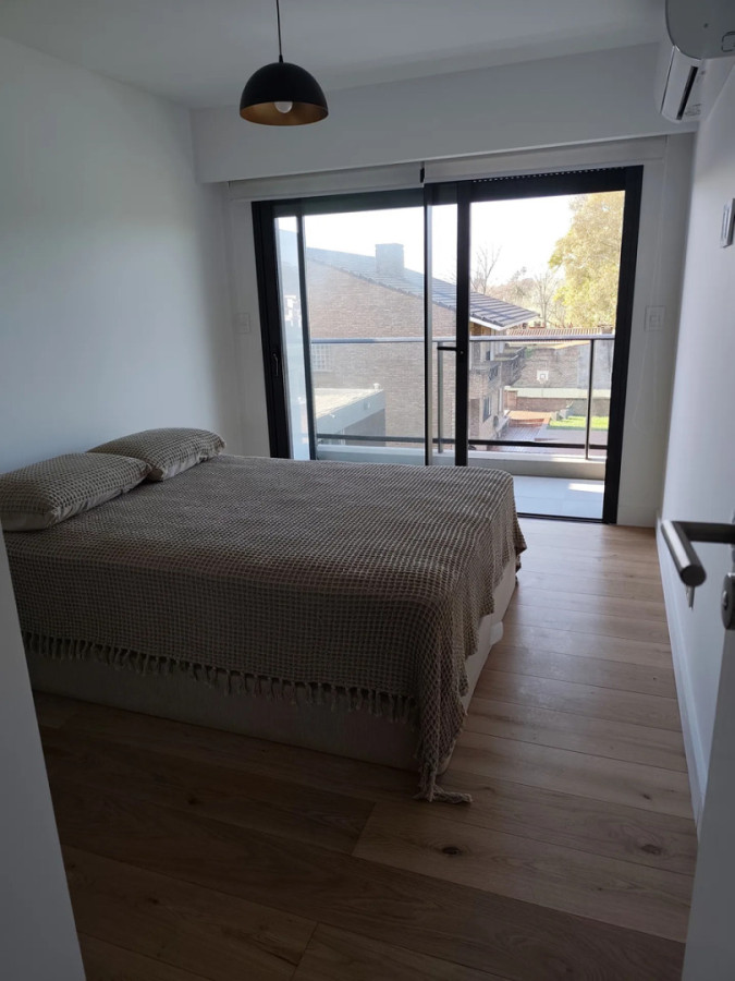 Alquiler Excelente Apartamento Semiamoblado De 1 Dormitorio Terraza Garaje En Punta Gorda · Foto 9