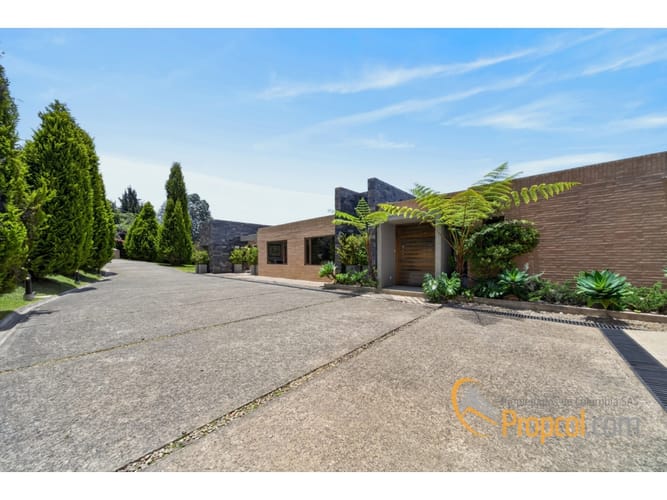 Casa de 3 alcobas en venta en Santa Isabel, Sopó, 370 m² · foto 3 de 21