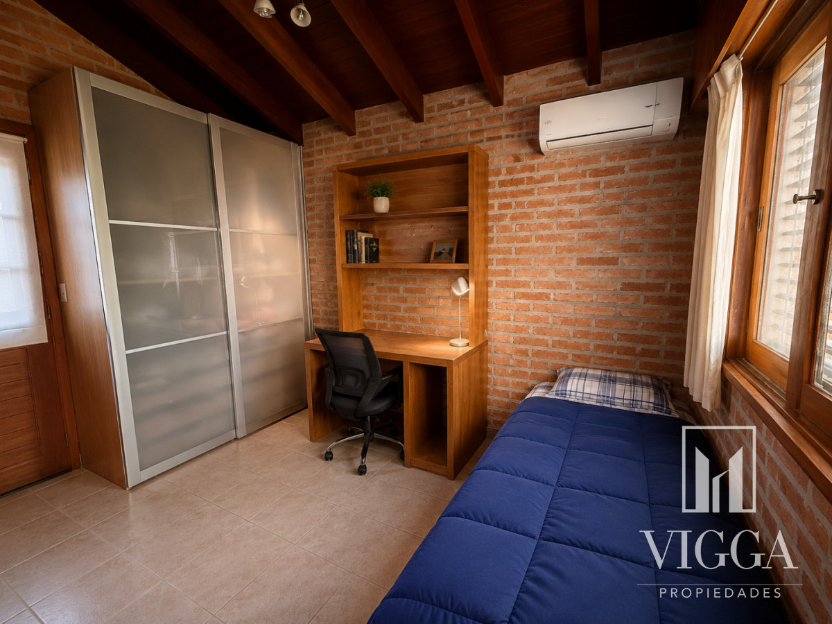 Casa en Alquiler Anual Av. Cordoba Apto Comercial 5 dormitorios · Foto 9