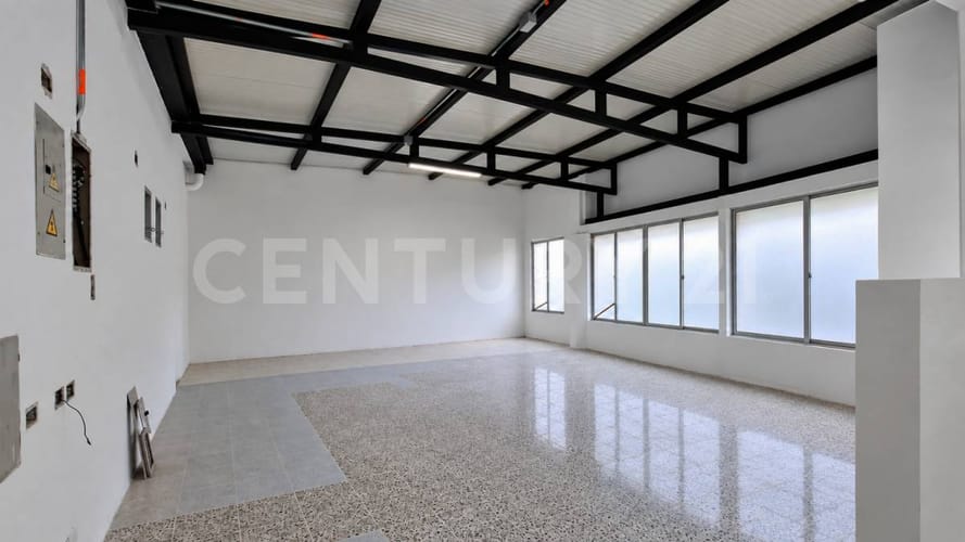 Local en arriendo en El Poblado, Medellín, 500 m² · foto 14 de 17
