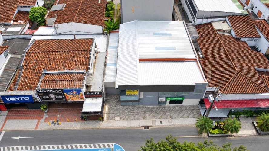 Local en arriendo en El Poblado, Medellín, 500 m² · foto 16 de 17