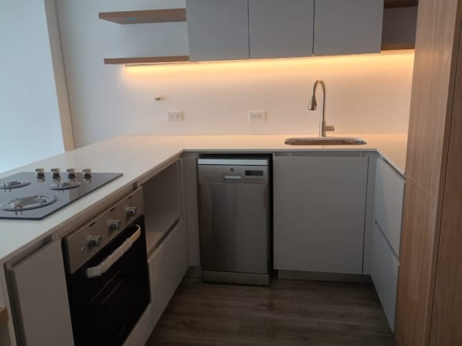 Apartaestudio en venta en Santa Barbara Oriental, Bogotá, 57 m² · foto 5 de 11