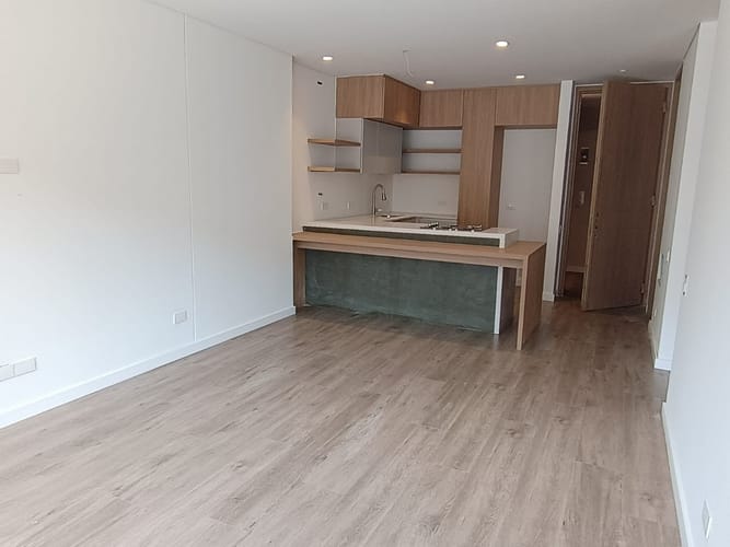 Apartaestudio en venta en Santa Barbara Oriental, Bogotá, 57 m² · foto 3 de 11