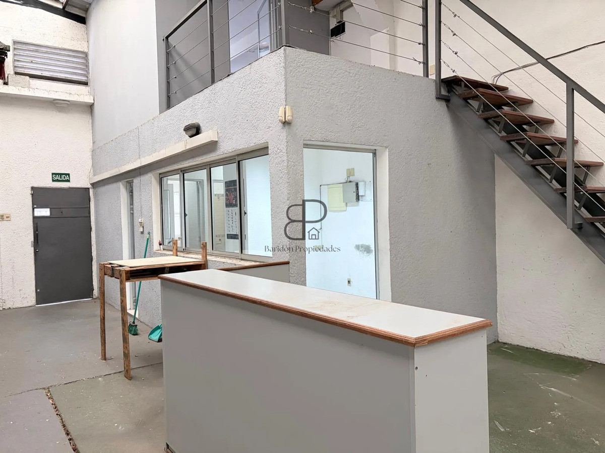 Alquiler Local Comercial 270m2 Reducto · Foto 8