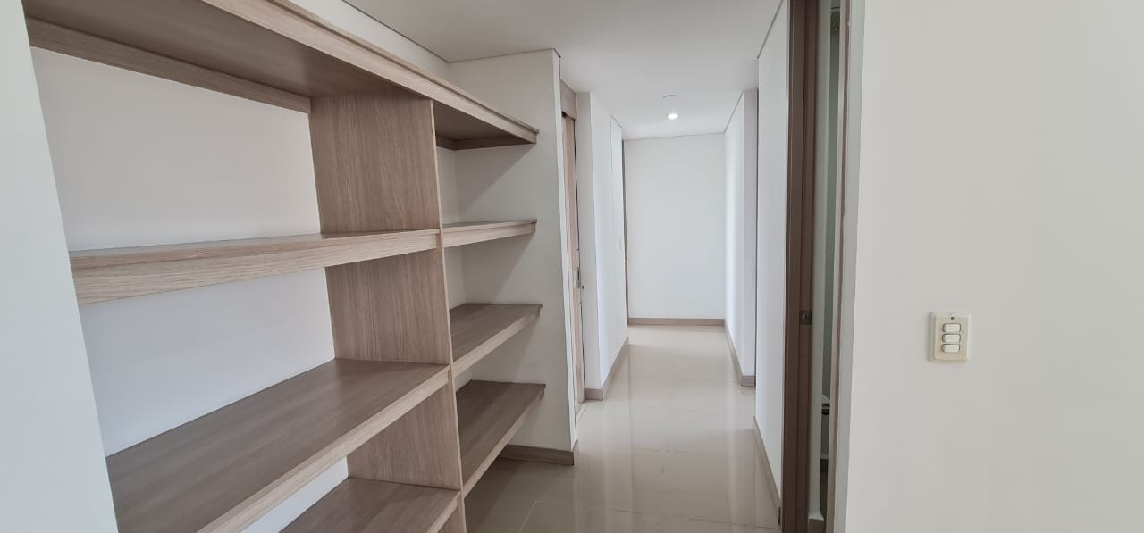 Apartamento en venta en Bosques De Zuñiga, Envigado · foto 13 de 18