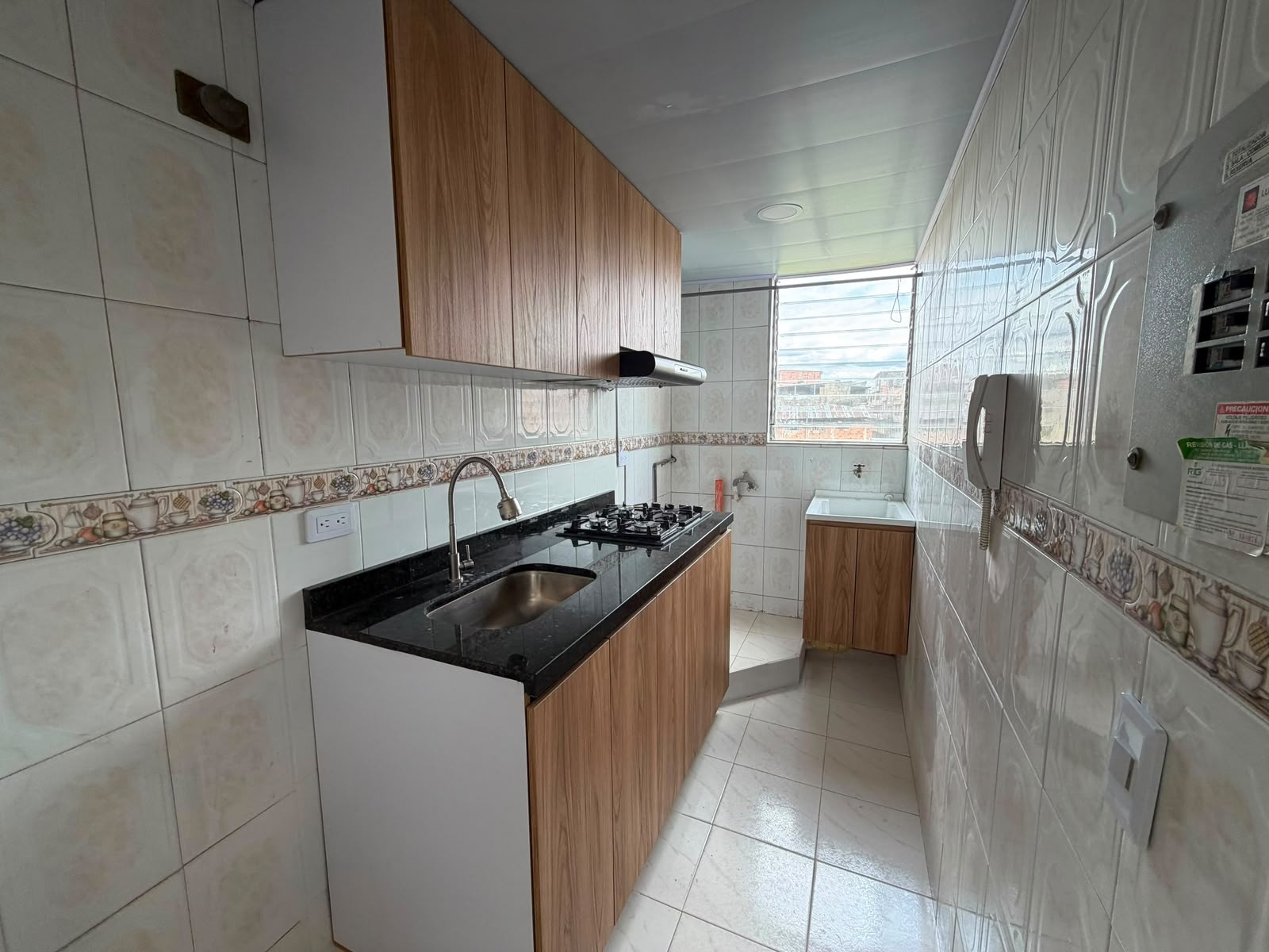 Apartamento en venta en San Antonio Norte, Bogotá · foto 2 de 18