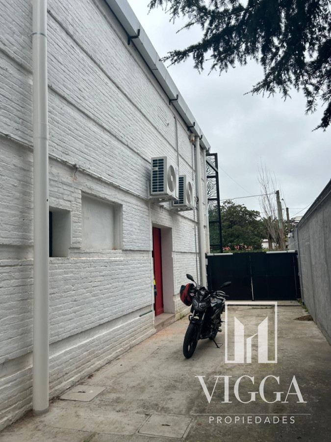 Local Comercial Alquiler Anual Zona Punta Shopping · Foto 5