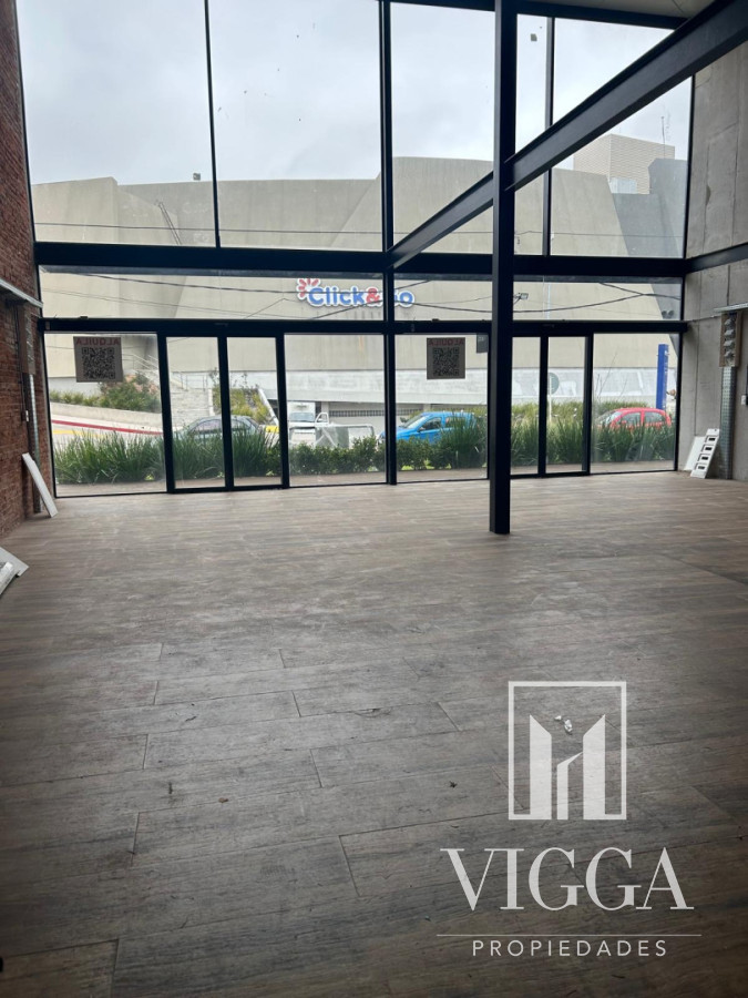 Local Comercial Alquiler Anual Zona Punta Shopping · Foto 9