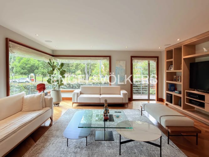 Apartamento en venta en Chico Norte, Bogotá · foto 2 de 23