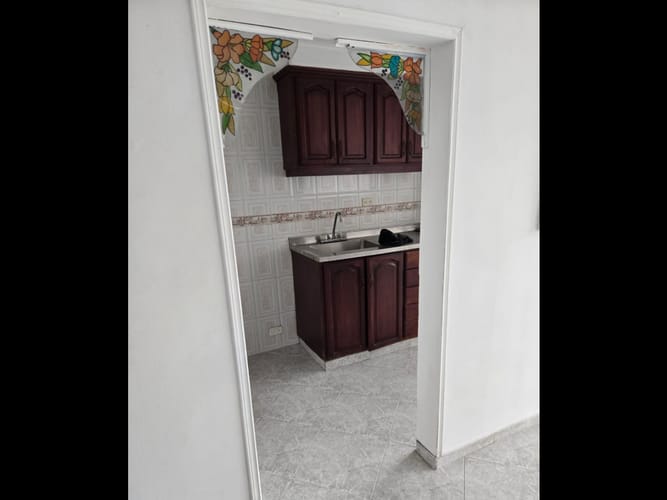 Apartamento de 3 alcobas en venta en Cristobal Colon, Cali, 61 m² · foto 2 de 13