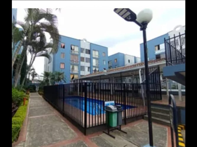 Apartamento de 3 alcobas en venta en Cristobal Colon, Cali, 61 m² · foto 9 de 13