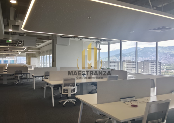 Oficina en arriendo en Ciudad Del Río, Medellín, 1683 m² · foto 6 de 14