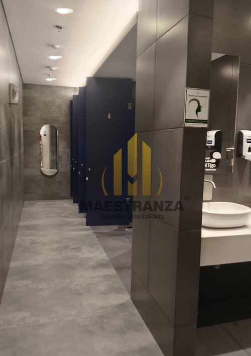 Oficina en arriendo en Ciudad Del Río, Medellín, 1683 m² · foto 13 de 14