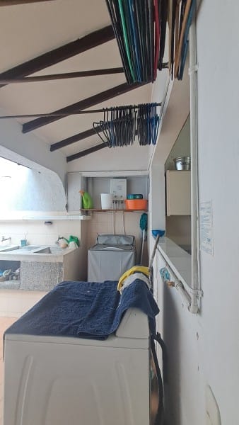 Casa de 4 alcobas en venta en Departamental, Cali, 181 m² · foto 10 de 23