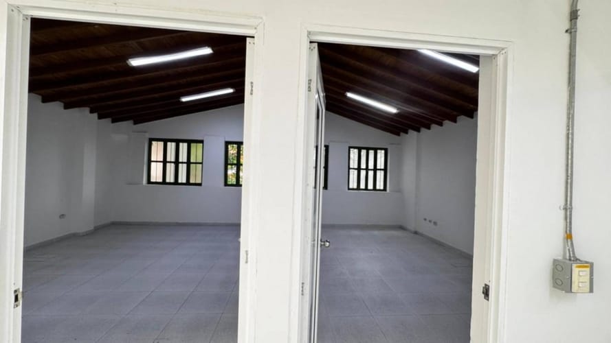 Casa en venta en La Candelaria, Medellín, 450 m² · foto 4 de 24