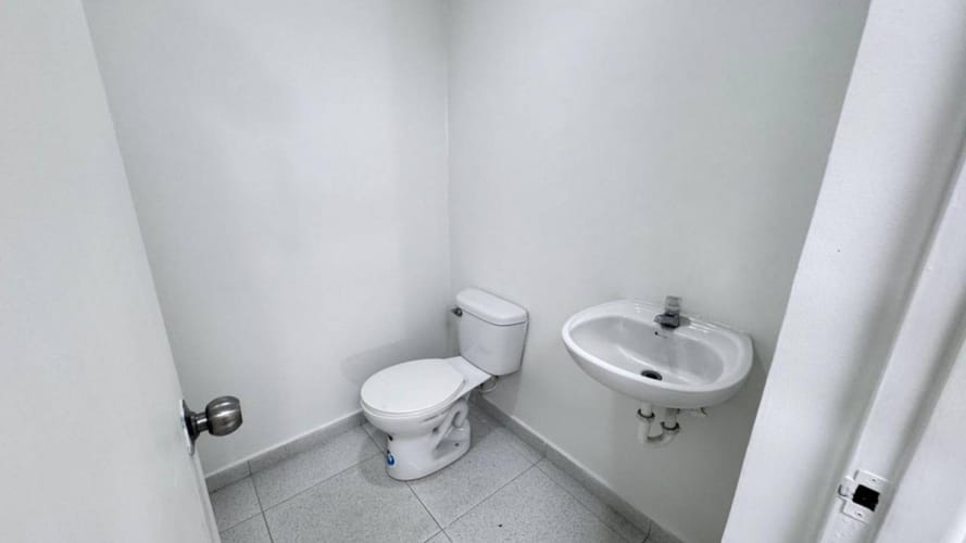 Casa en venta en La Candelaria, Medellín, 450 m² · foto 12 de 24