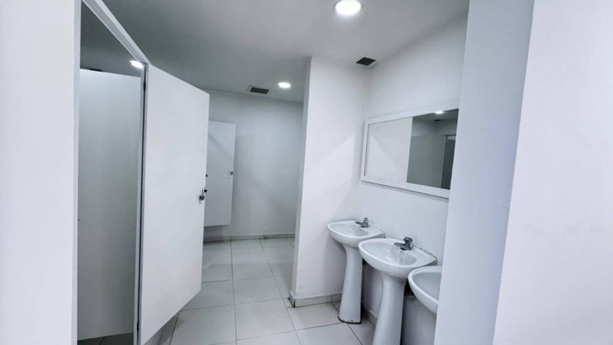 Casa en venta en La Candelaria, Medellín, 450 m² · foto 13 de 24