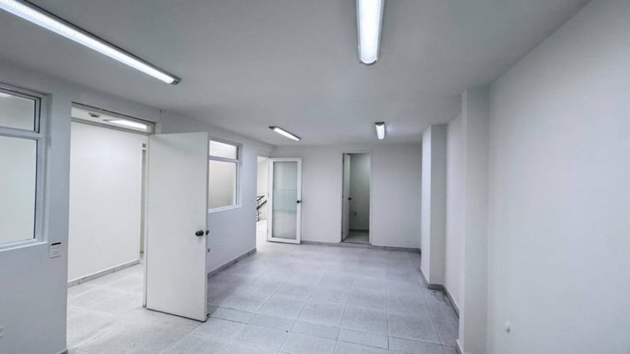 Casa en venta en La Candelaria, Medellín, 450 m² · foto 15 de 24