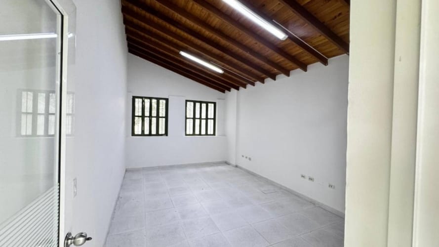 Casa en venta en La Candelaria, Medellín, 450 m² · foto 20 de 24