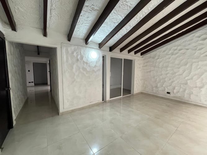 Casa de 4 alcobas en venta en La Flora, Cali, 259 m² · foto 6 de 22