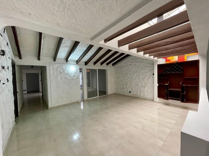 Casa de 4 alcobas en venta en La Flora, Cali, 259 m² · foto 11 de 22