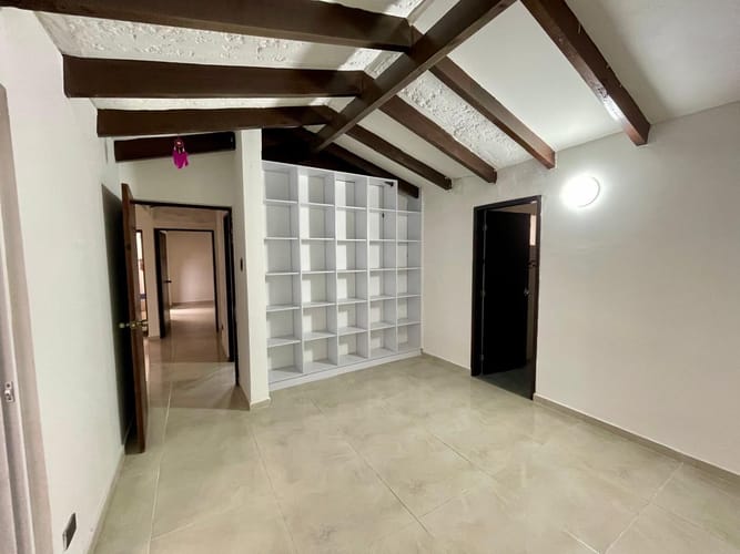Casa de 4 alcobas en venta en La Flora, Cali, 259 m² · foto 18 de 22
