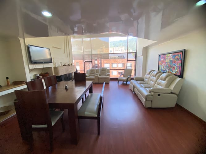 Apartamento de 5 alcobas en arriendo en Chico Norte, Bogotá, 300 m² · foto 3 de 24