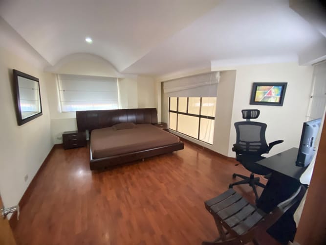 Apartamento de 5 alcobas en arriendo en Chico Norte, Bogotá, 300 m² · foto 20 de 24