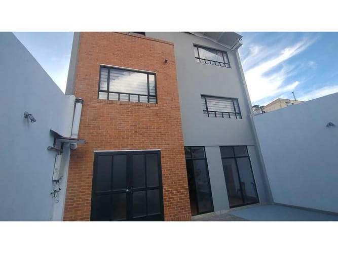 Casa de 4 alcobas en venta en Centro Historico, Chía, 292 m² · foto 15 de 24
