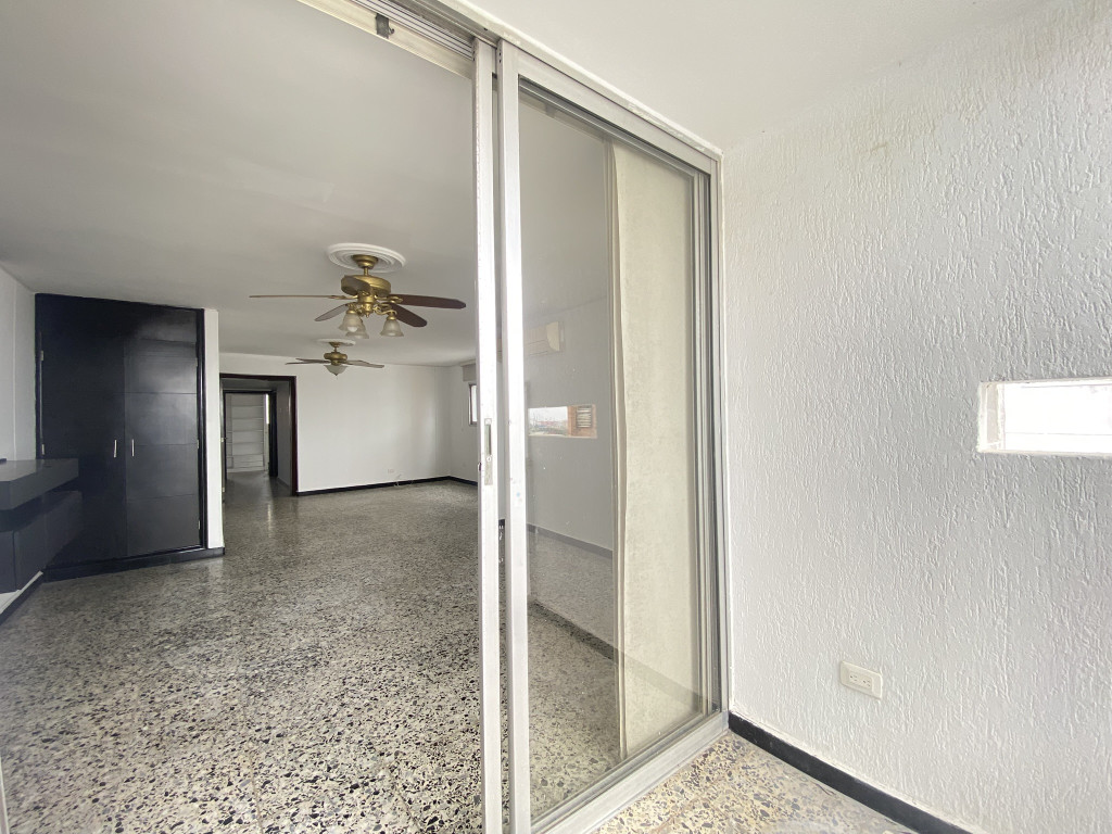 Apartamento en venta en Altos Del Prado, Barranquilla · foto 7 de 23