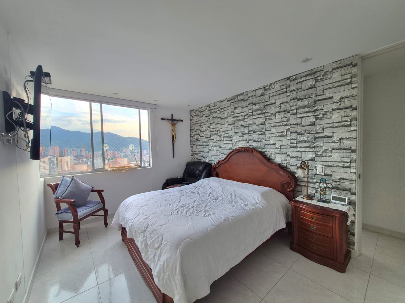 Apartamento en venta en Loma Del Esmeraldal, Envigado · foto 13 de 16